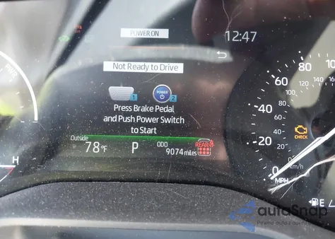 2025 Toyota Sienna Xle z USA, uszkodzony, nr VIN 5TDJRKEC3SS236876